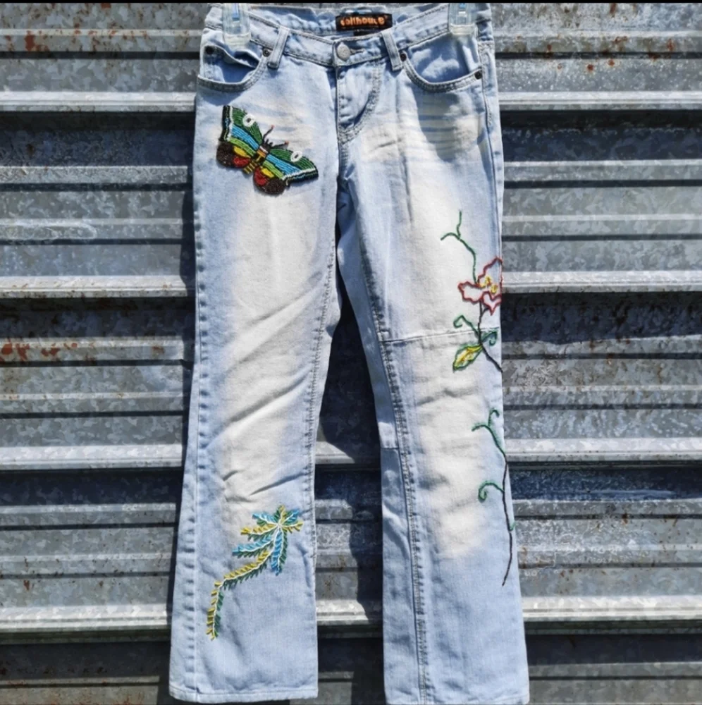 VINTAGE Beaded Dollhouse Jeans - Picture 11 of 15